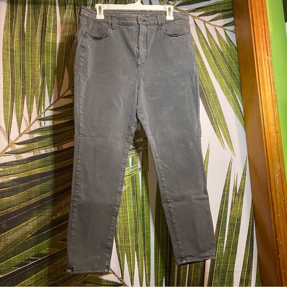 American Eagle Suoer Stretch X4 High Rise Jeans